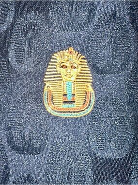 1970s King Tut mania exhibit merchandise tie by Pegasus Canada